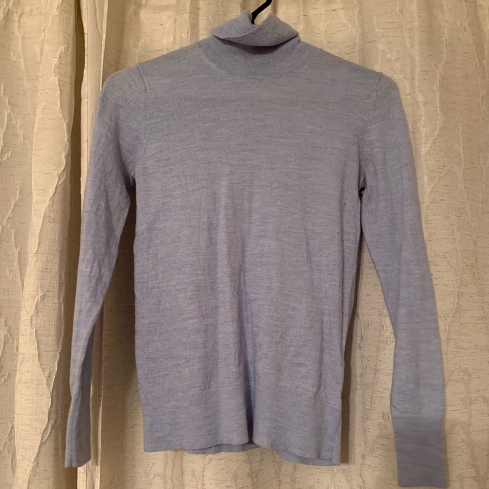 Women’s Light Blue Banana Republic Sweater